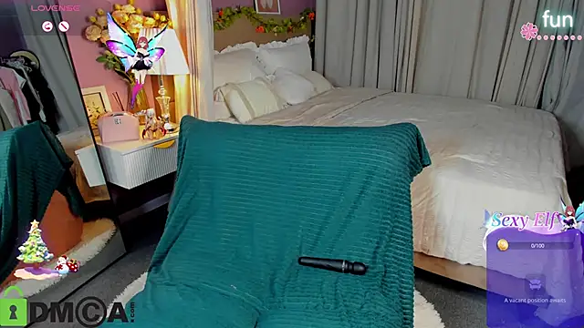 Snapshot of Miss_you_kiss chatting on 01-15-26, 01:10 Miss you kiss online show from 01-15-26, 01:10