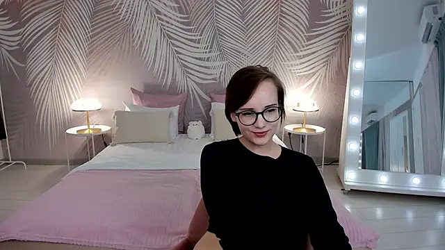 StellaGloww online show from 02-01-25, 02:56