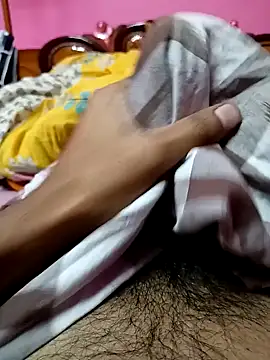 Snapshot of riyajfuckboy chatting on 12-15-24, 07:31 riyajfuckboy online show from 12-15-24, 07:31