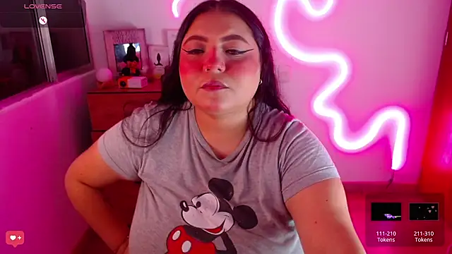 Snapshot of Rebeca_charme21 chatting on 12-13-24, 03:05 Rebeca charme21 online show from 12-13-24, 03:05