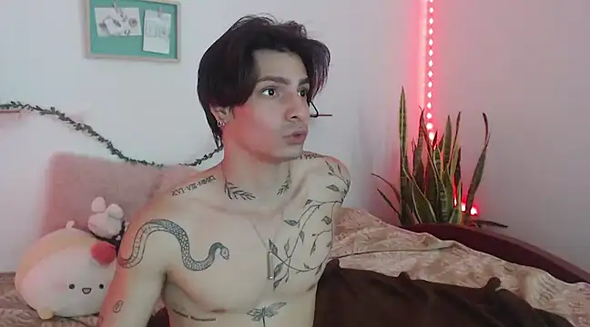 Apolo Hidalgo01 online show from 01-01-25, 05:00