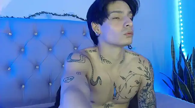 Apolo Hidalgo01 online show from 01-17-25, 03:43