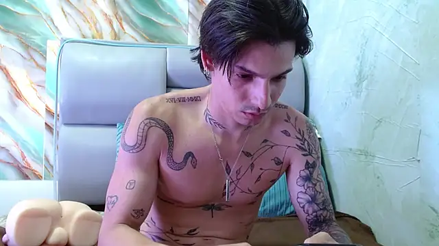 Apolo Hidalgo01 online show from 02-23-25, 05:39