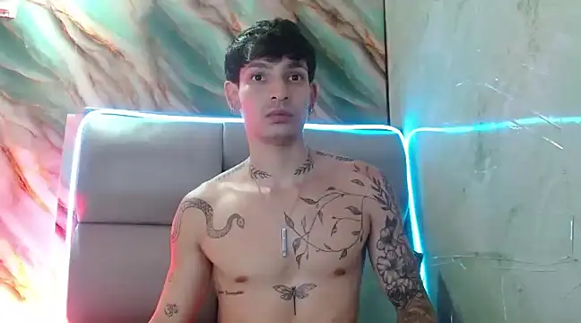 Apolo Hidalgo01 online show from 03-13-25, 04:45