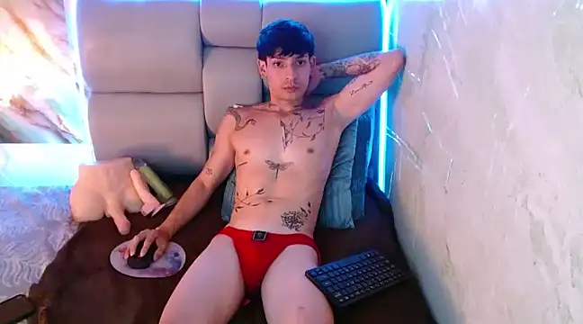 Apolo Hidalgo01 online show from 03-14-25, 04:51