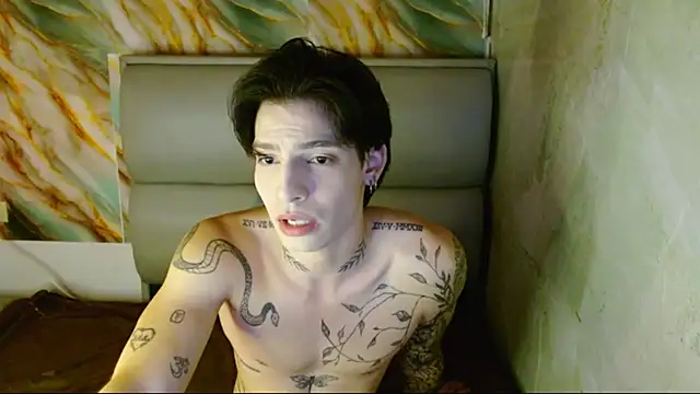 Apolo Hidalgo01 online show from 09-18-25, 06:54