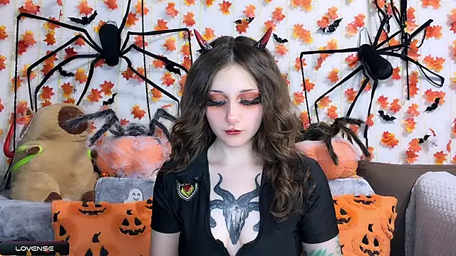  Devill Baby online show from 11-21-25, 05:33