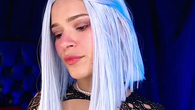 Snapshot of Annyjhonson chatting on 03-22-25, 03:41 Annyjhonson online show from 03-22-25, 03:41