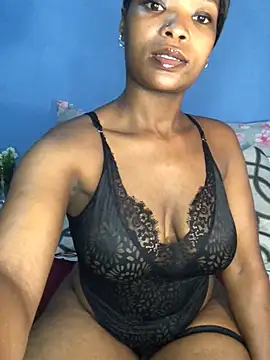 NunuBerry16 online show from 12-13-24, 04:16