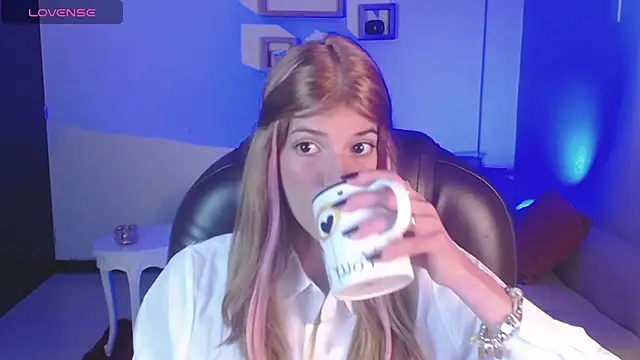 Nora Vennucci online show from 01-06-25, 07:56