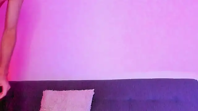 Snapshot of im_miike chatting on 09-12-25, 09:48 im miike online show from 09-12-25, 09:48