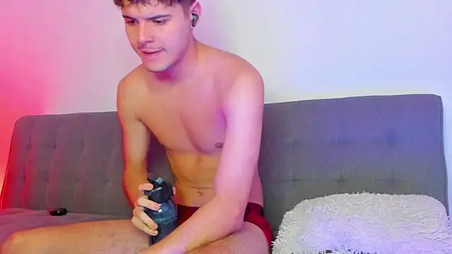 Snapshot of im_miike chatting on 09-14-25, 10:20 im miike online show from 09-14-25, 10:20