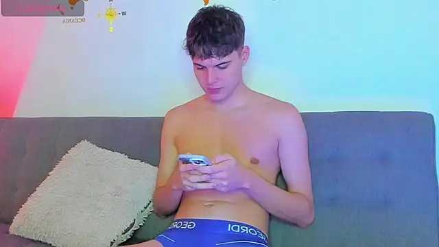 Snapshot of im_miike chatting on 10-13-25, 11:49 im miike online show from 10-13-25, 11:49