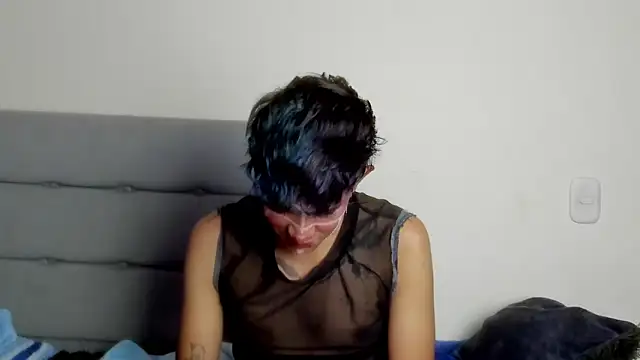 andrew uwu  online show from 01-05-26, 07:50