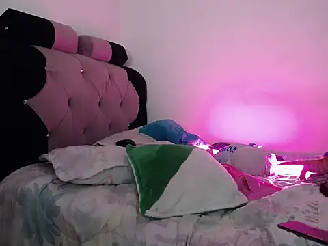 Pussycat 9999 online show from 02-14-25, 03:26