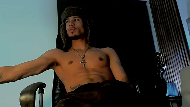 Snapshot of rafael_stone chatting on 02-27-25, 07:44 rafael stone online show from 02-27-25, 07:44