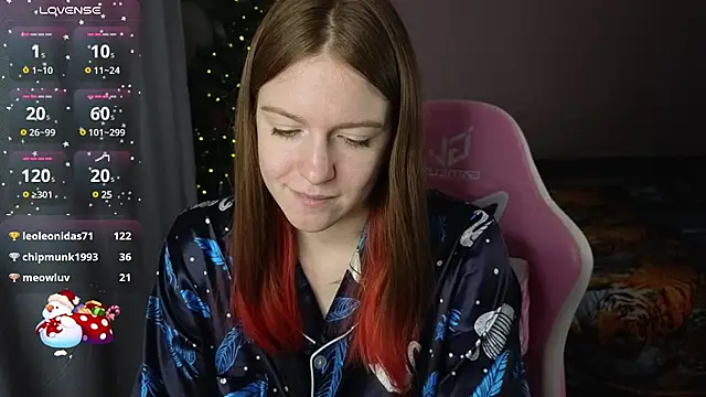 Snapshot of CassieJuice69 chatting on 12-25-24, 05:58 CassieJuice69 online show from 12-25-24, 05:58