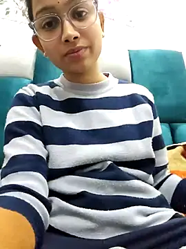 Aleena Rai online show from 12-18-24, 10:35