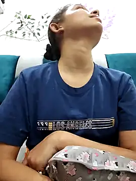 Aleena Rai online show from 12-24-24, 10:17