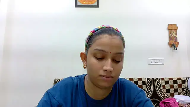 Aleena Rai online show from 10-04-25, 06:28