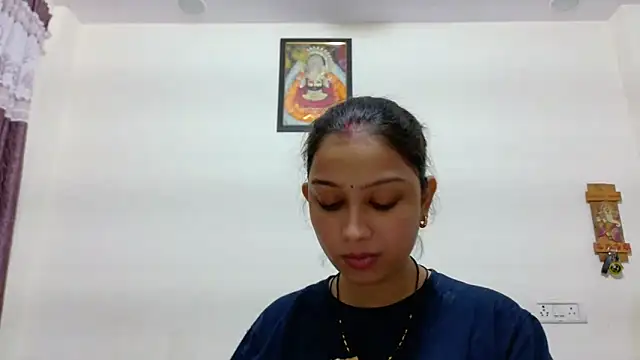 Aleena Rai online show from 10-12-25, 07:13