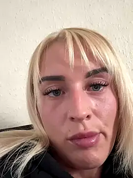 Snapshot of Barbie_26 chatting on 12-05-24, 10:33 Barbie 26 online show from 12-05-24, 10:33