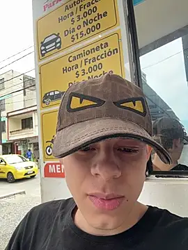 Daddyrich 632 online show from 11-28-25, 04:31