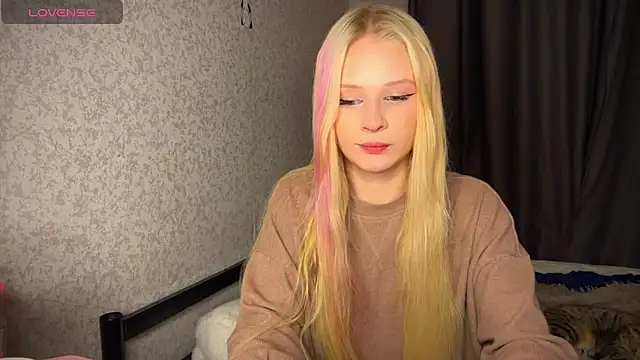 Snapshot of lisa_barbie chatting on 12-07-24, 11:40 lisa barbie online show from 12-07-24, 11:40