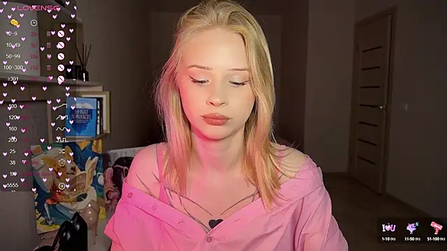 Snapshot of lisa_barbie chatting on 10-13-25, 03:17 lisa barbie online show from 10-13-25, 03:17