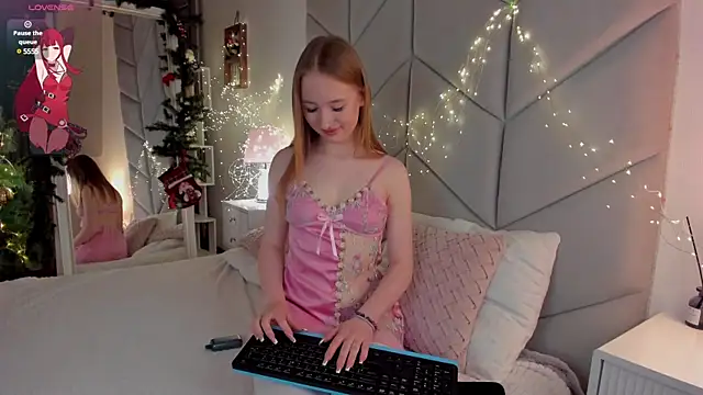 Jessie Roy online show from 12-23-24, 09:08