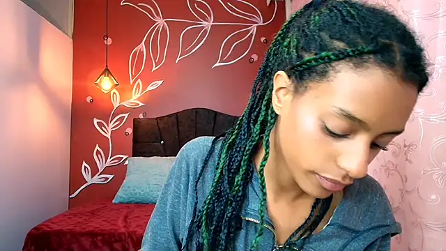 Zia Green online show from 01-13-25, 06:27