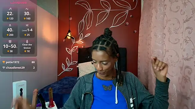 Zia Green online show from 02-10-25, 03:32