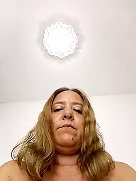 Iivana 19 online show from 03-11-26, 09:43