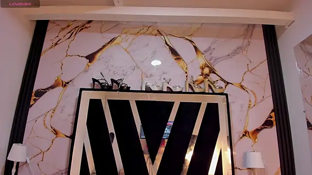 KarinaSimonz online show from 01-09-26, 07:48