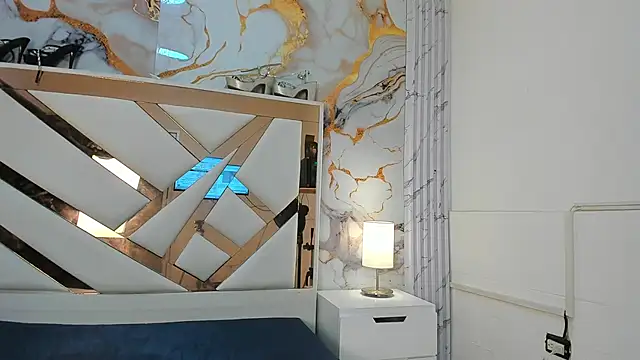 KarinaSimonz online show from 04-28-26, 07:52