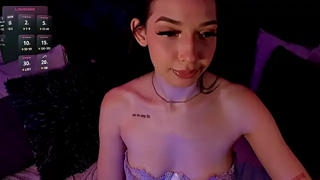 Snapshot of _Chartlotte chatting on 01-16-25, 11:27 Chartlotte online show from 01-16-25, 11:27