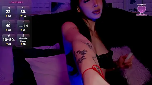 Snapshot of _Chartlotte chatting on 01-23-25, 08:24 Chartlotte online show from 01-23-25, 08:24