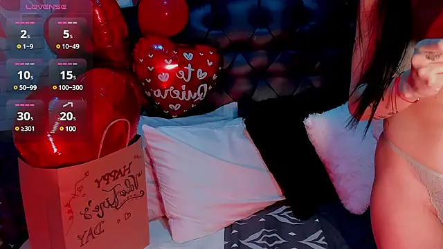 Snapshot of _Chartlotte chatting on 02-17-25, 08:58 Chartlotte online show from 02-17-25, 08:58