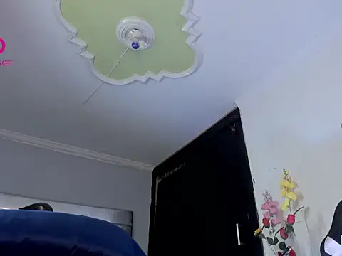 Eyleen Santos online show from 02-26-26, 07:57