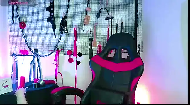 Megaan Greey online show from 12-07-24, 07:54