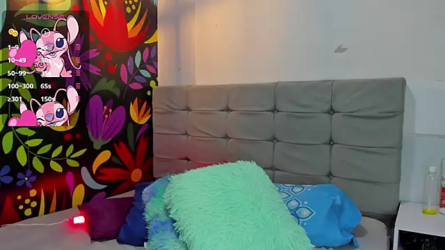 Sweet hot mia online show from 03-15-25, 07:38