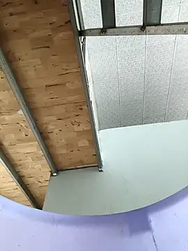 Hue87 online show from 09-22-25, 02:24