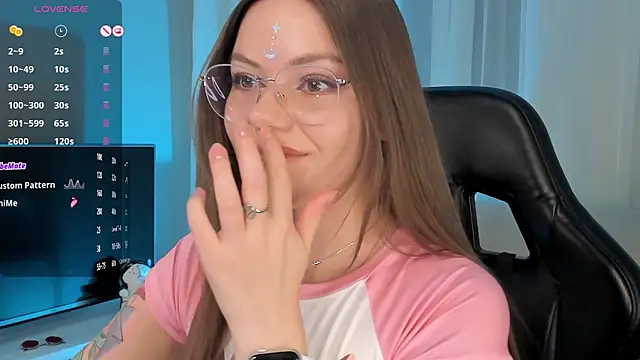 Marta May  online show from 12-12-24, 07:59