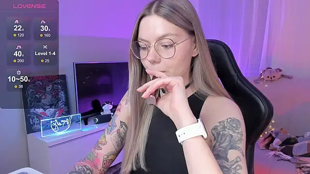 Marta May  online show from 09-26-25, 04:00