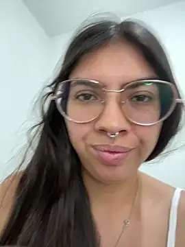 Snapshot of Argentiiniita chatting on 01-25-25, 09:35 Argentiiniita online show from 01-25-25, 09:35