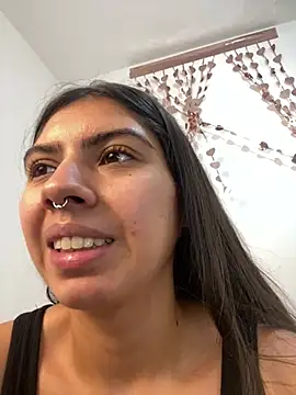 Snapshot of Argentiiniita chatting on 02-23-25, 10:31 Argentiiniita online show from 02-23-25, 10:31