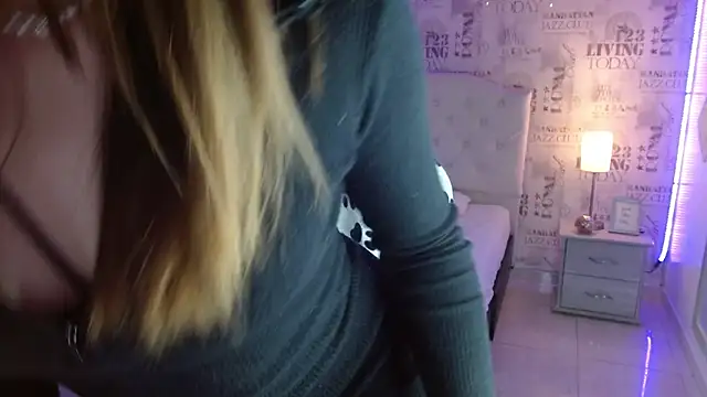 Ivyy Crystal online show from 02-05-25, 08:04