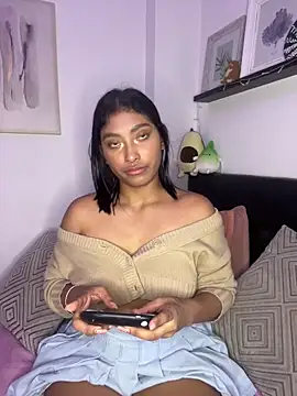 Isabella fasilier online show from 01-20-25, 12:36