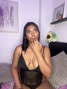 Isabella fasilier online show from 01-28-25, 08:57