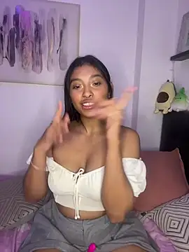 Isabella fasilier online show from 02-05-25, 03:13